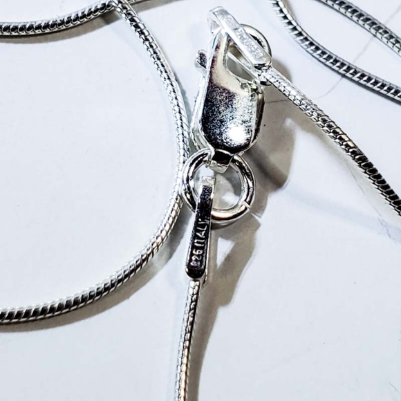Artisan Faceted Labradorite & Silver Necklace - Picture 6 of 9